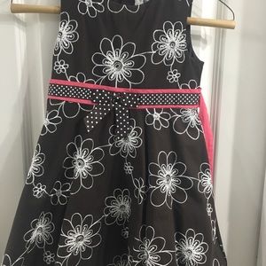 Rare Editions Size 5 Brown flower pattern dress